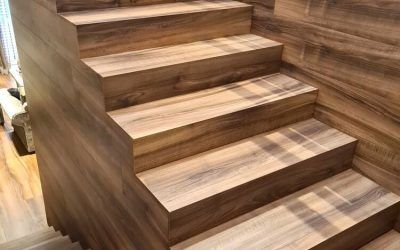 Forrar las escaleras con pavimento laminado de la marca Haro