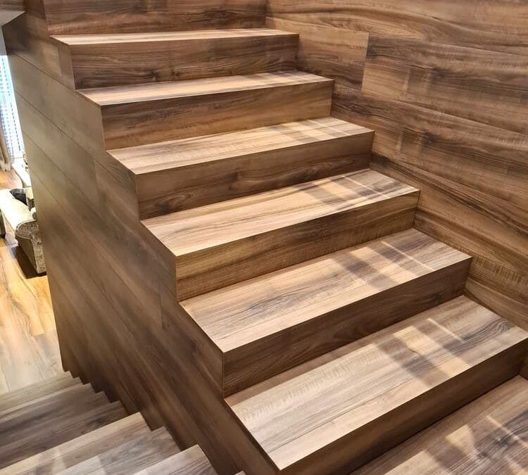 Forrar las escaleras con pavimento laminado de la marca Haro