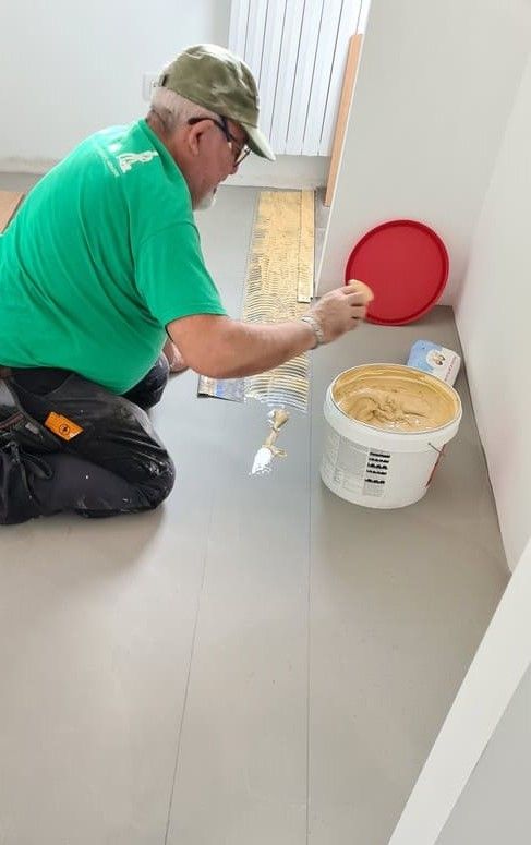 Colocación de parquet flotante marca Maderas de Autor - Andreu Parquets