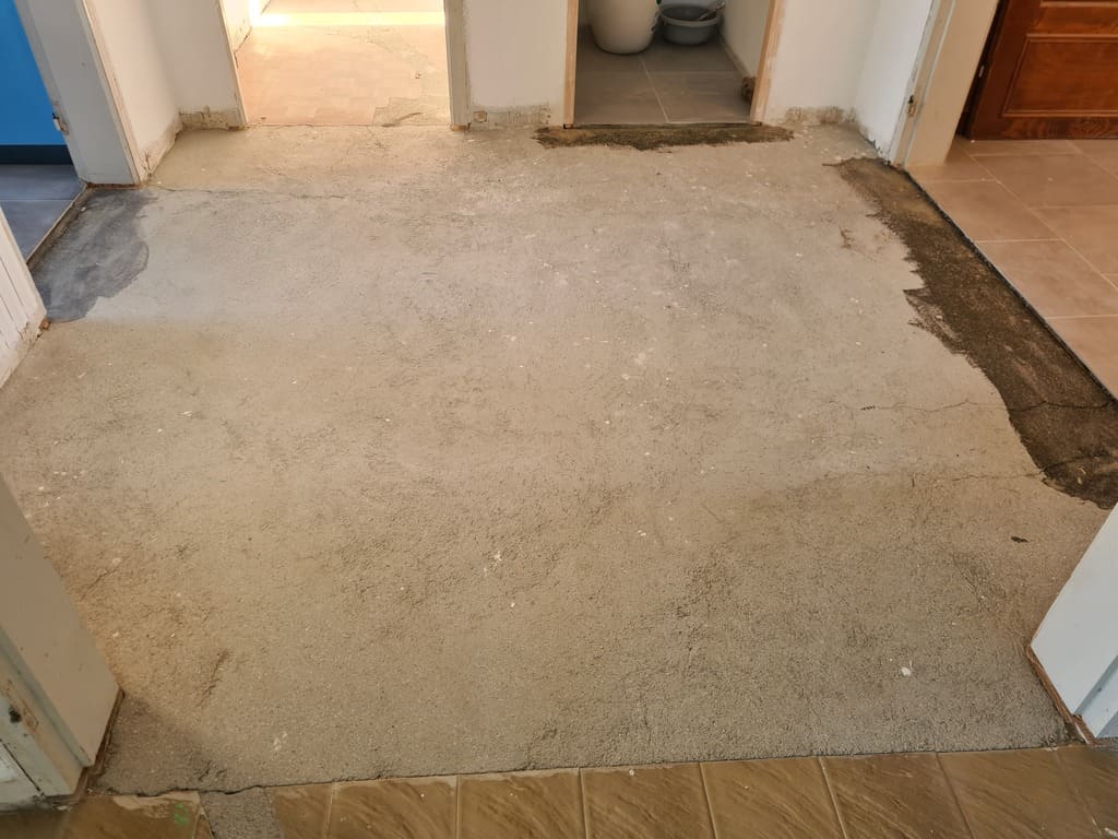 Detalle del suelo antes de la colocación del parquet - Andreu Parquets