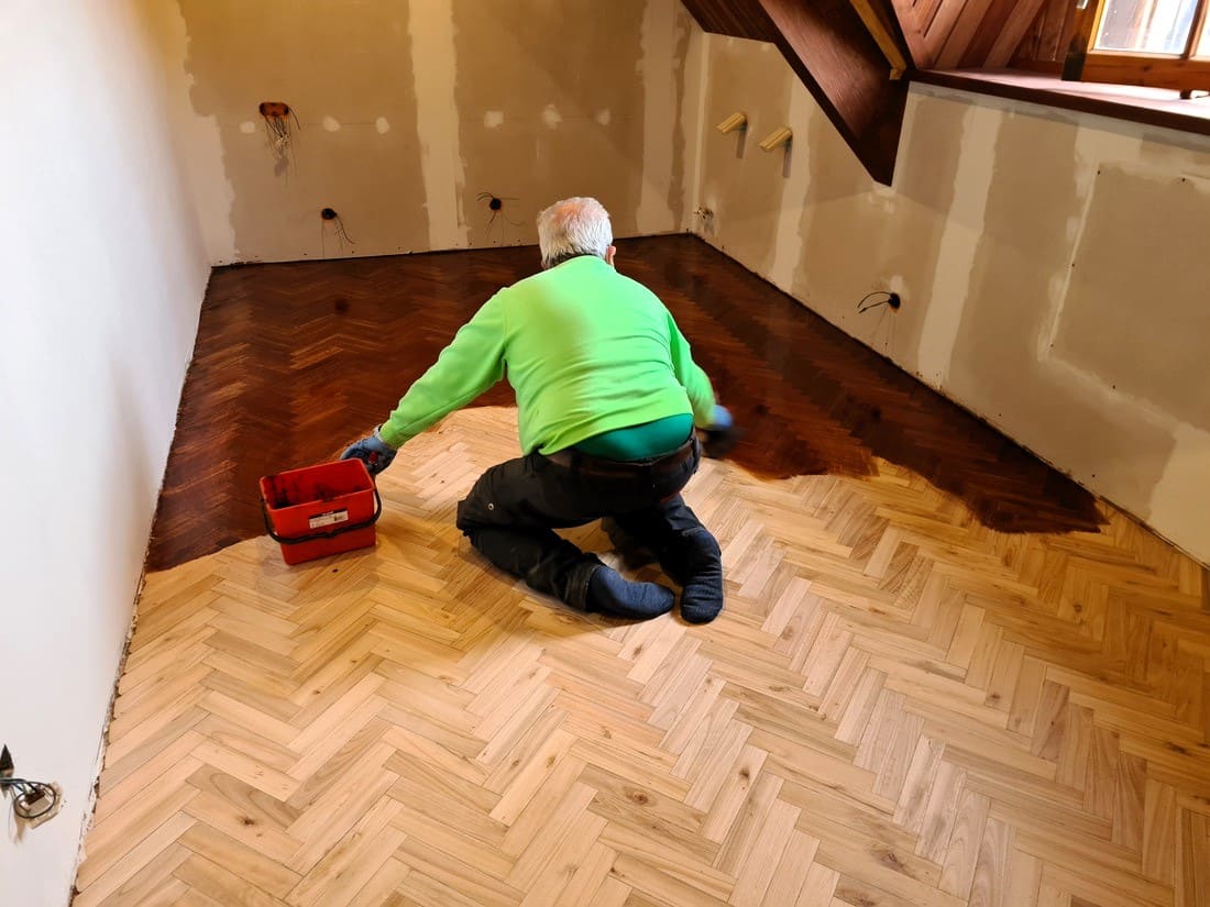 Cómo cambiar de color el Parquet - Andreu Parquets