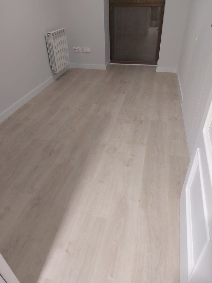 Pavimento Laminado instalado - Andreu Parquets - Lleida