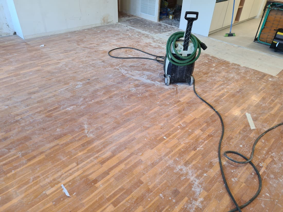 Como reparar un parquet donde faltan lamas - Andreu Parquets